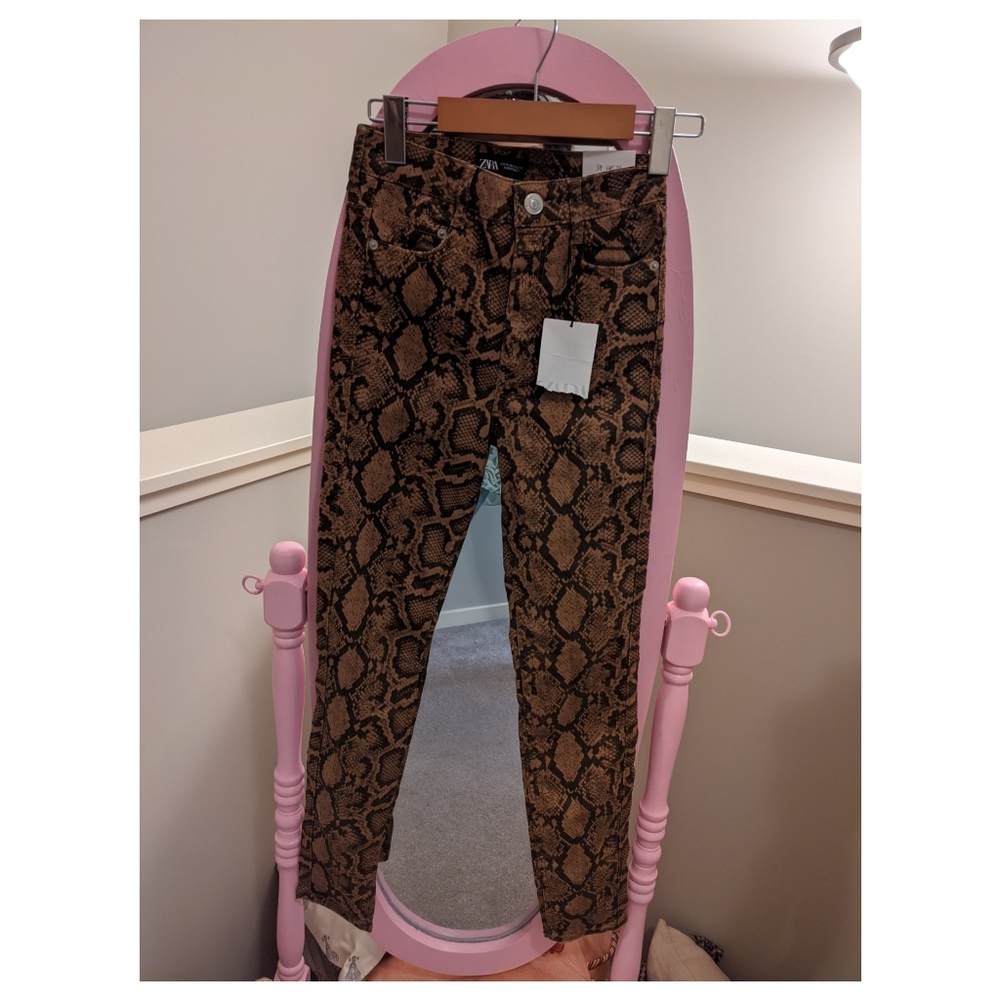 Printed jeans